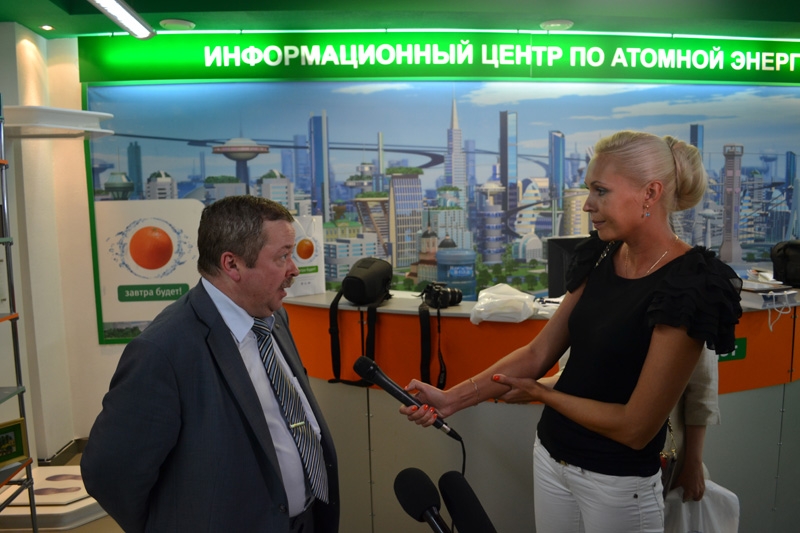 Фото к Открытие виртуальной мультимедийной выставки «Московский Кремль»