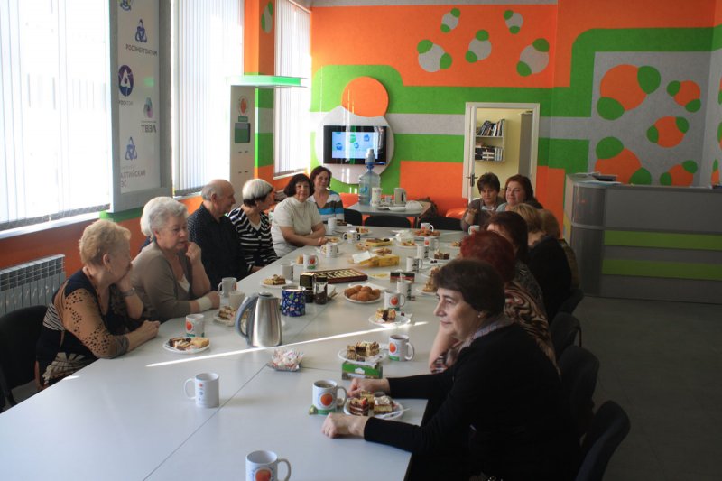 Фото к В полку интернета прибыло: очередной выпуск компьютерных курсов для пенсионеров состоялся в информцентре Калининграда
