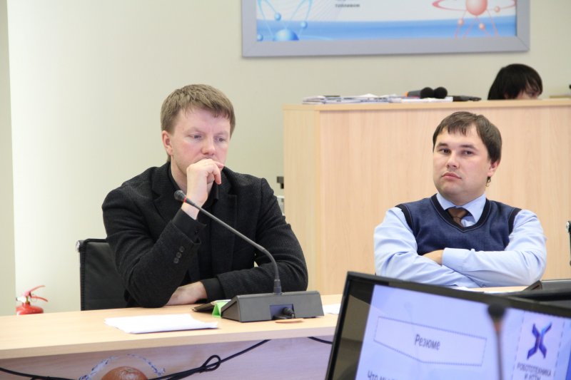 Фото к Замминистра спорта, туризма и молодежной политики встретился с представителями красноярских вузов
