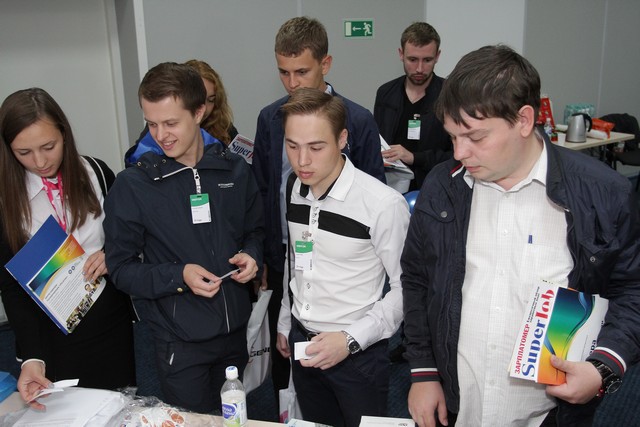 Фото к Более 300 человек посетили секцию «Профессии атомной отрасли» на «ИННОПРОМе-2014»