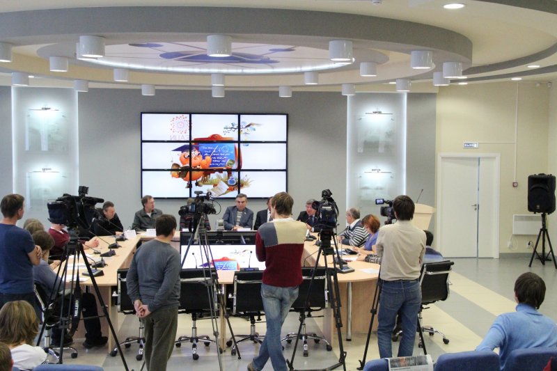 Фото к В ИЦАЭ Красноярска подвели итоги визита делегации Федерального Собрания на предприятия атомной отрасли