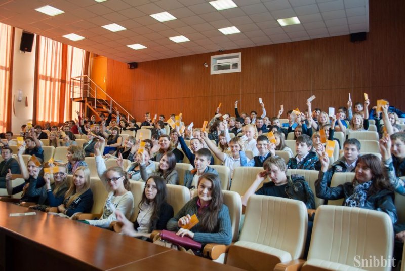 Фото к «Мотивируйте через исследования!»: во Владимире прошла серия встреч Любови Стрельниковой и Генриха Эрлиха со студентами, школьниками и педагогами
