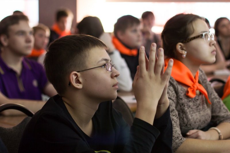 Фото к Мир на ладони: в Саратове прошла олимпиада по мобильным технологиям «Хакатон 2015»