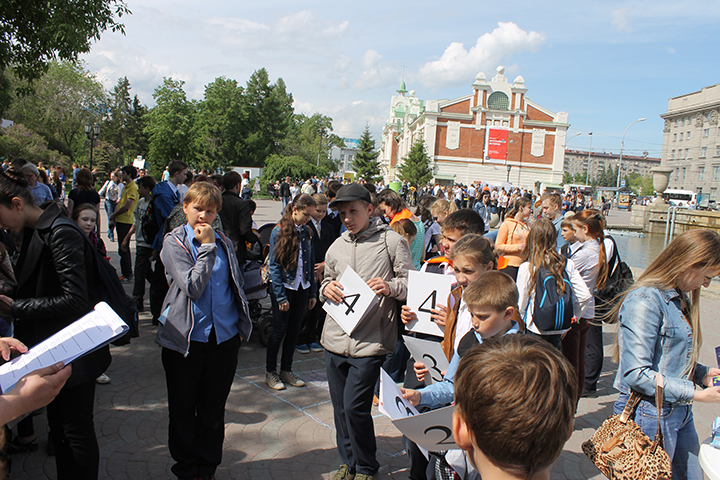 Фото к Новосибирцы увидели «Настоящее будущее» с центром по атомной энергии