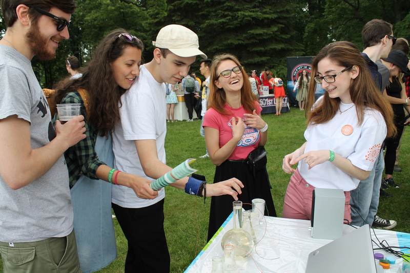 Фото к Сделать мир лучше: в Петербурге прошел Geek Picnic 