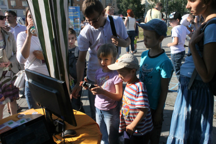 Фото к ИЦАЭ Новосибирска отметил День молодежи на фестивале «TECHNOfest»