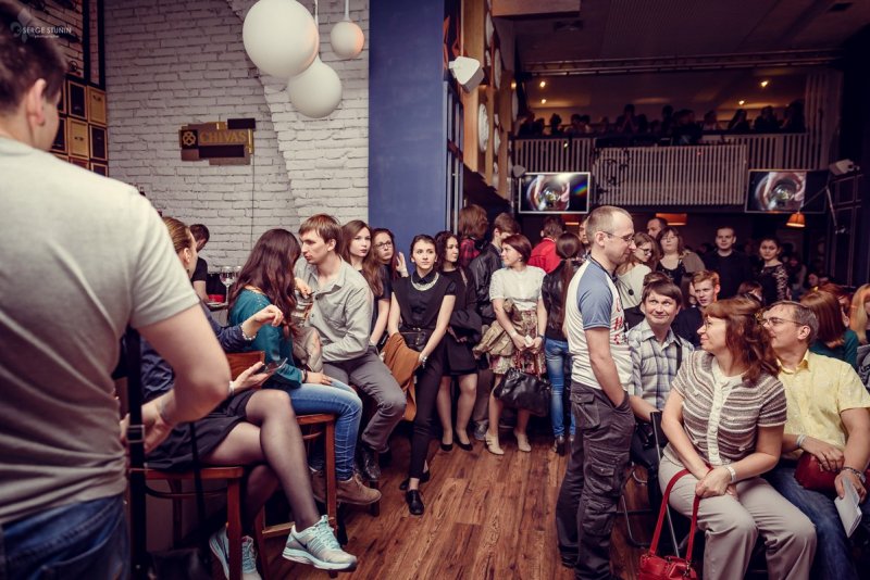 Фото к Всё дело в волшебных пузырьках, или как в Челябинске прошел первый Science Slam