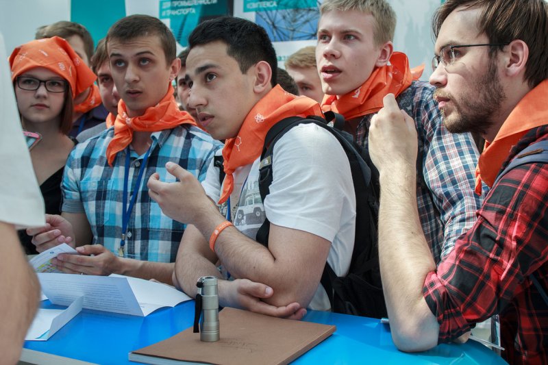 Фото к Более полутора тысяч посетителей познакомились с образовательными технологиями Росатома на «АТОМЭКСПО-2016»
