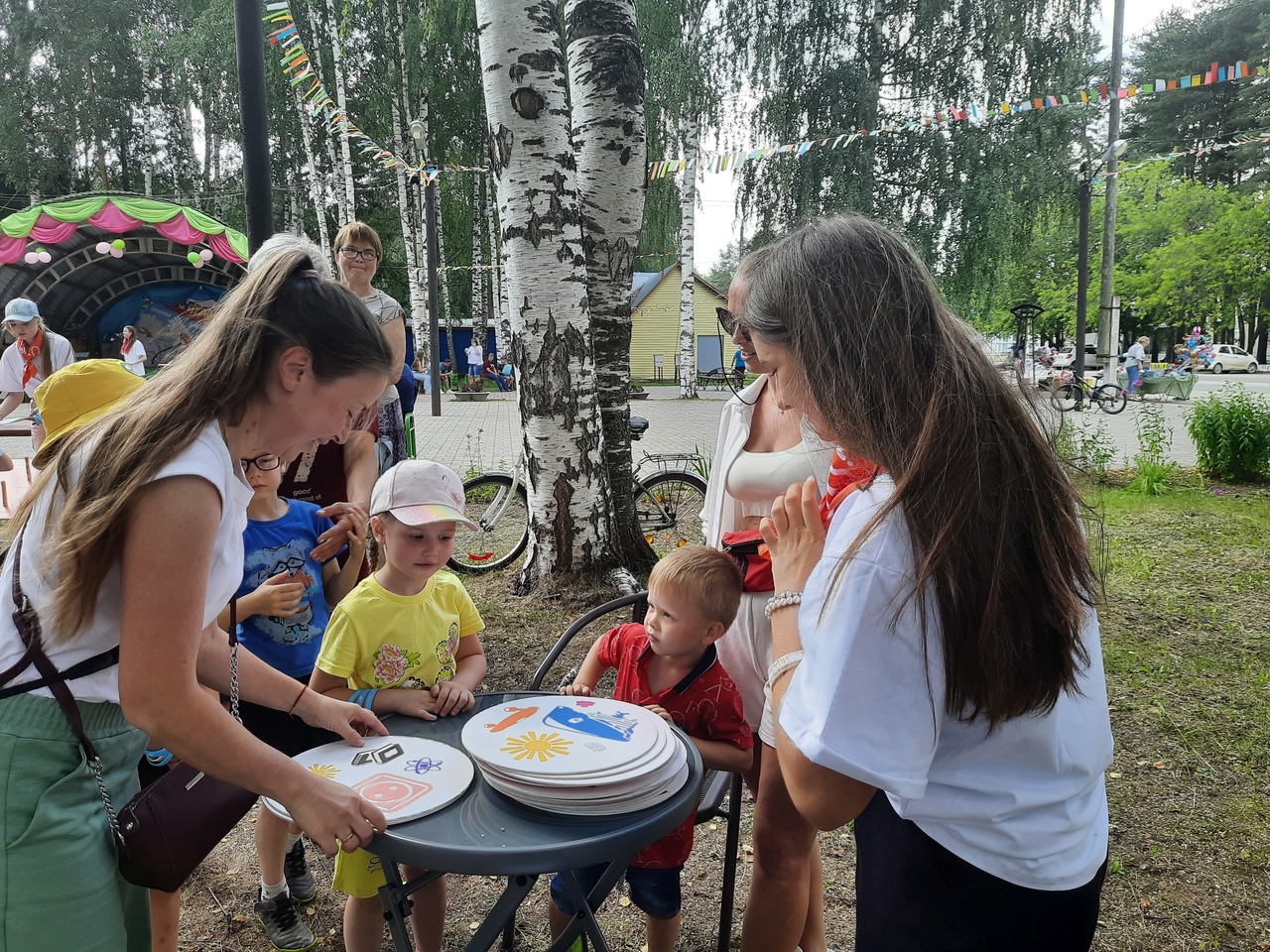 На Дне города в Мирном прошла «Научная лужайка» от ИЦАЭ Кирова